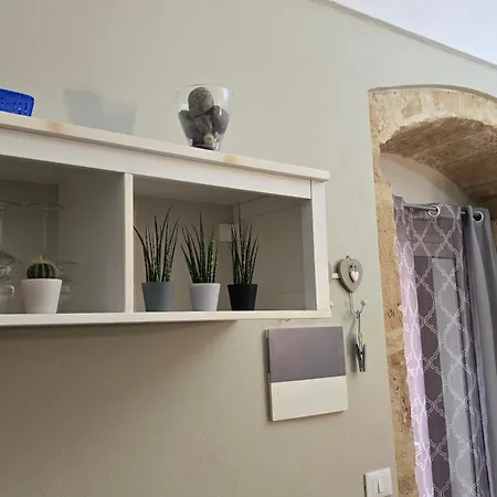 Pasithea House *