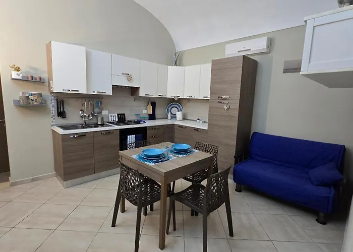 Pasithea House